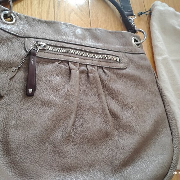 Roots Olivia Pebble Leather Purse - Picture 7 of 8